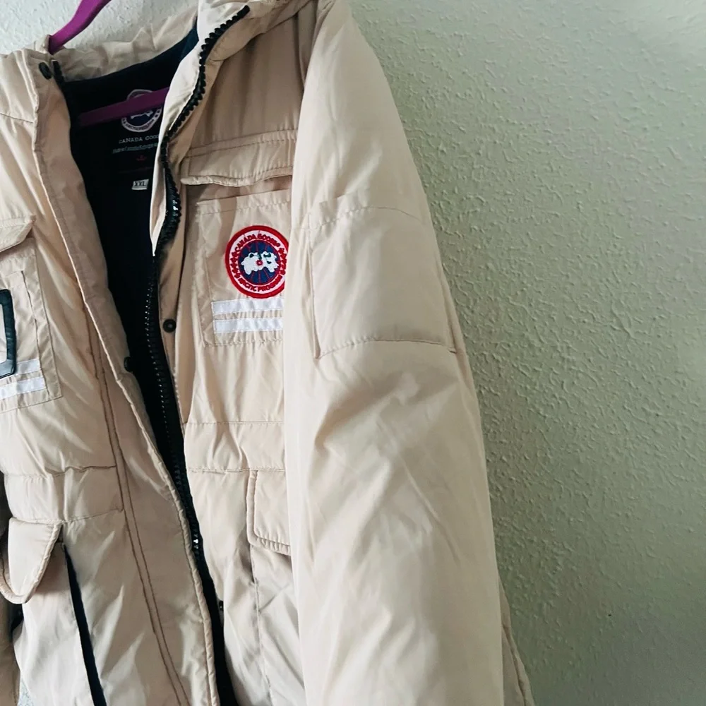 Kids Puffer Jacket style Canada Goose - Picture 4 of 9